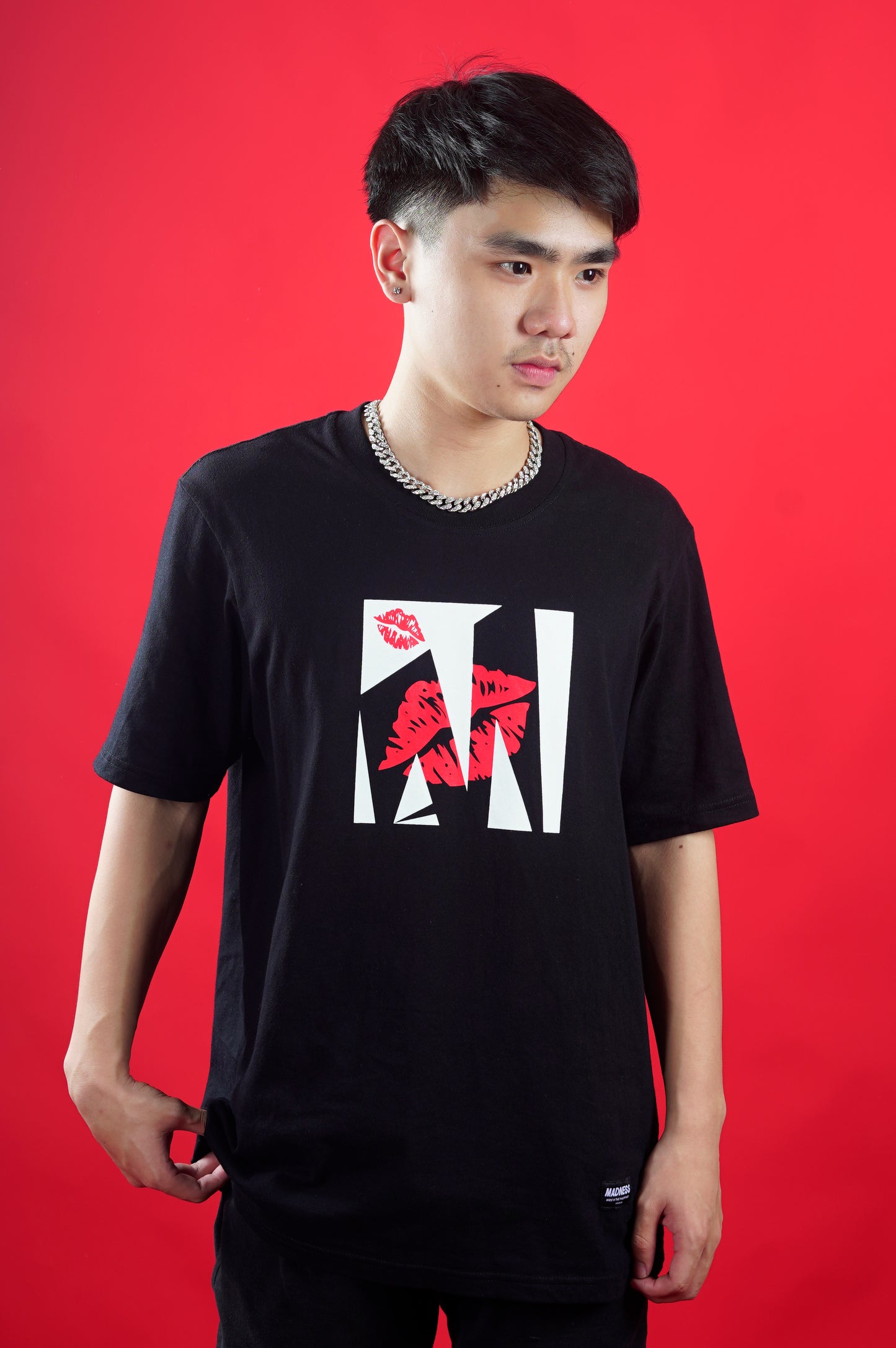 KISS MARK TEE - BLACK